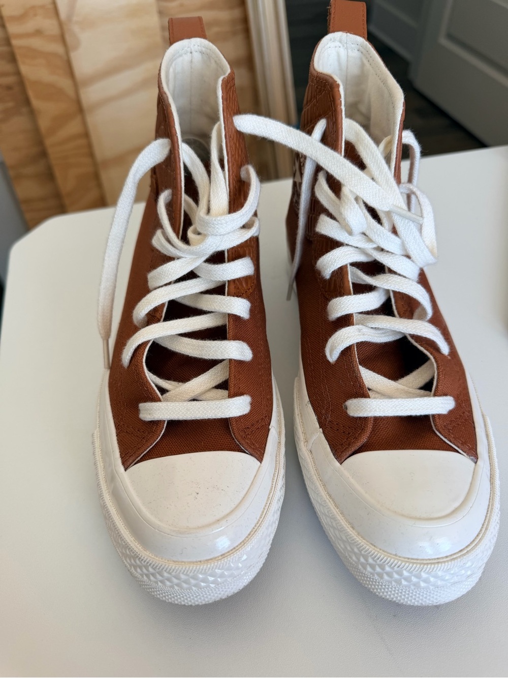 Converse High Top Sneakers in leather Brown and White - leather covering - Picture 3 of 5